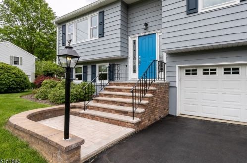 15 Mdw Ln, Hackettstown NJ  07840-4143 exterior