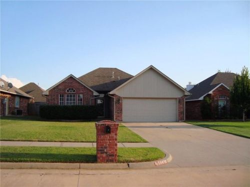 544 Katelyn Ln, Mustang, OK 73064-4500