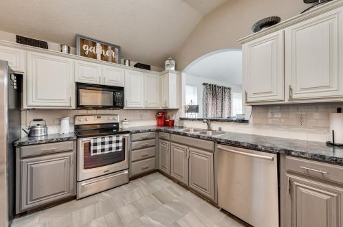 4665 Rockmill Trl, Fort Worth TX  76179-5094 exterior