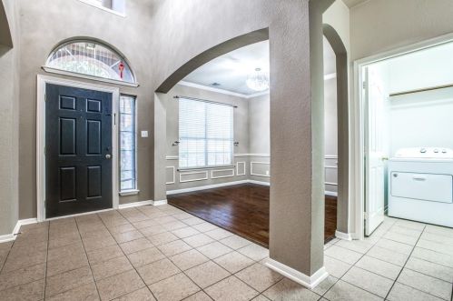 1518 Audrey Dr, Garland TX  75040-5526 exterior