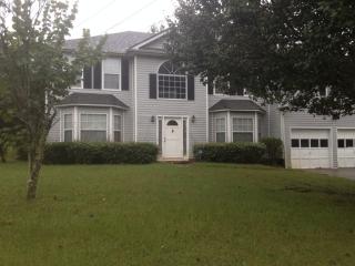 2062 Resting Creek Dr, Decatur, GA 30035-2214