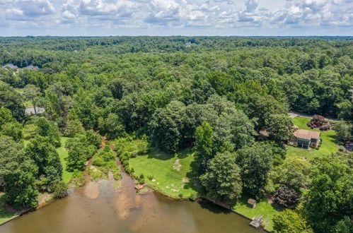 5055 Shore Dr, Conyers GA  30094-4711 exterior