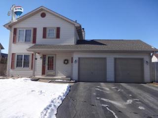 3808 Hennepin Dr, Joliet, IL 60431-9239