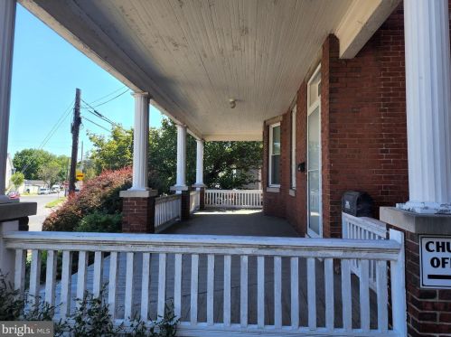 2735 Canby St, Harrisburg, PA 17103-2063