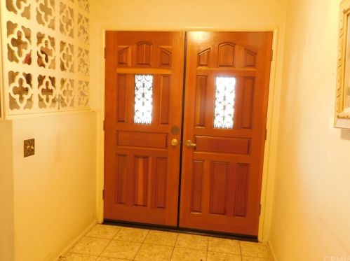 35550 Crestview Dr, Yucaipa, CA 92399-3934