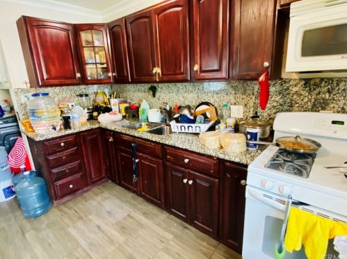 3447 Central Ave, Riverside CA  92506-2115 exterior