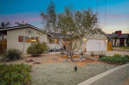 1600 Jeanne Pl, Carlsbad, CA 92008-2606