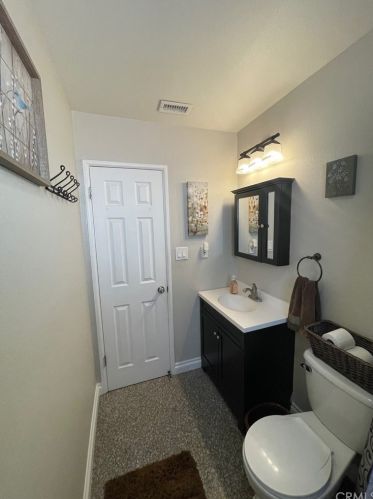 1426 Beacon Ave, Anaheim CA  92802-1718 exterior