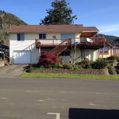 604 Acacia Ave, Garibaldi, OR 97118-1406