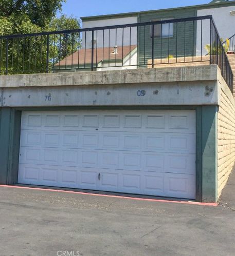 611 Bristol St, Santa Ana CA  92703-2142 exterior
