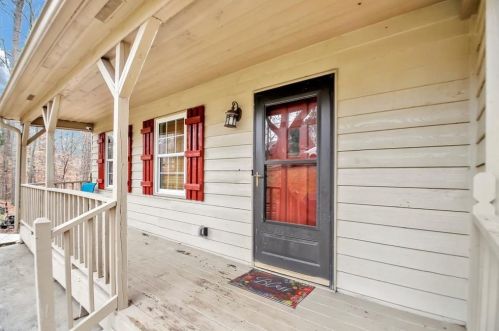 5549 Fisherman Ct, Villa Rica, GA 30180-3977