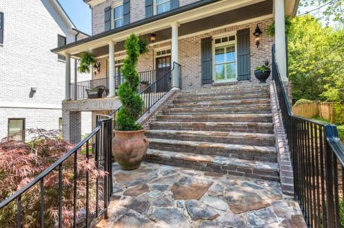 2767 Grove St, Atlanta GA  30319-2843 exterior