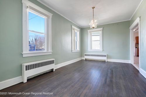 1415 Asbury Ave, Tinton Falls NJ 07712-5701 exterior