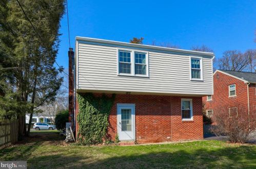 946 Salisbury Ct, Lancaster PA  17601-5164 exterior