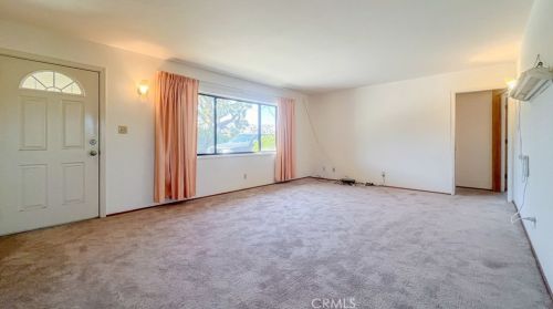 7411 Joshua Ln, Yucca Valley, CA 92284-3746