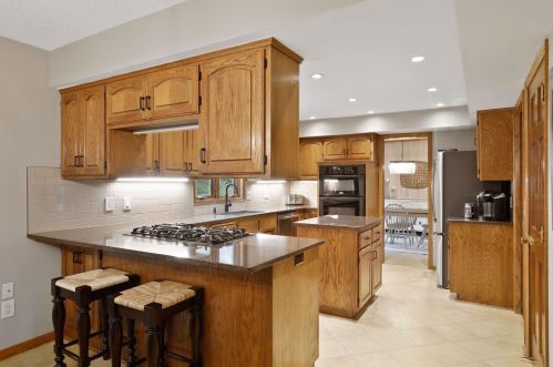 8743 Highwood Way, Saint Paul MN  55124-9456 exterior