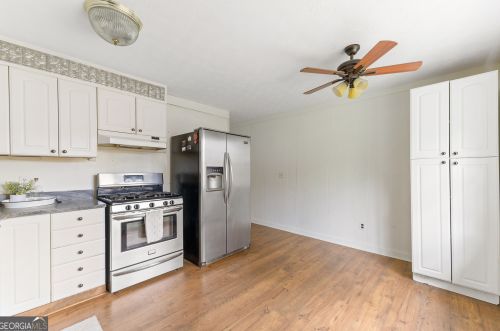 90 Cumberland Dr, Rex GA 30273-1800 exterior