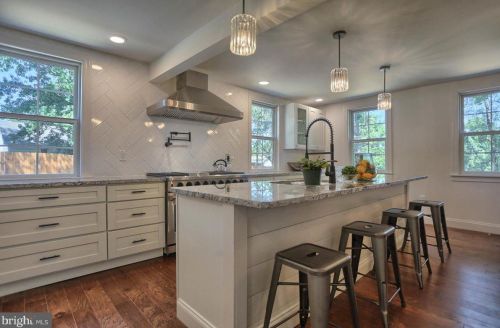 1604 Pine Rd, Carlisle PA  17015-9324 exterior