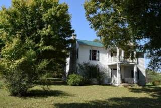 413 Gossburg Rd, Beechgrove, TN 37018-3753