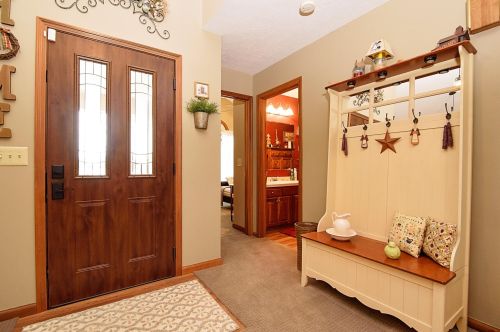 5541 Meissen Dr, Springfield OH  45502-8878 exterior