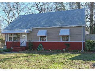 8200 Fernwood Dr, Norfolk, VA 23518-2812