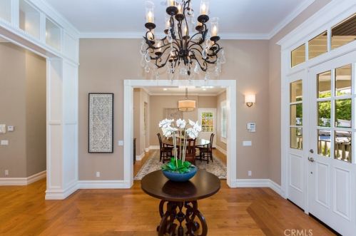 1015 Tiger Tail Dr, Riverside CA  92506-5423 exterior