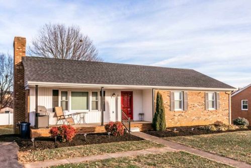 871 Blue Ridge Dr, Harrisonburg, VA 22802-4902