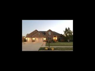 901 Canterbury Ln, Bourbonnais, IL 60914-1680