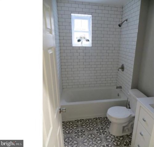 1431 53 St, Philadelphia PA 19143-4903 exterior