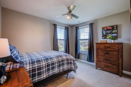 9340 Compass Pointe Rd, Saint Paul MN  55129-5513 exterior