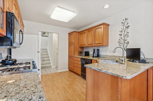 892 Fountain Vw Dr, Bannockburn IL  60015-4847 exterior