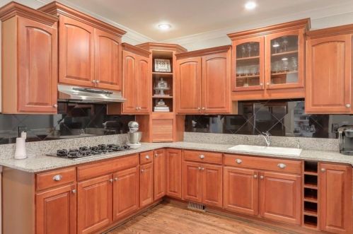 430 Lost Forest Ct, Atlanta GA  30328-2101 exterior