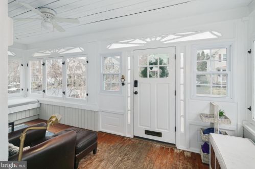 20 Evergreen Ln, Tavistock NJ  08033-1202 exterior