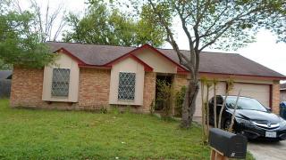 2674 Grand Teton Dr, Houston TX  77067-1027 exterior