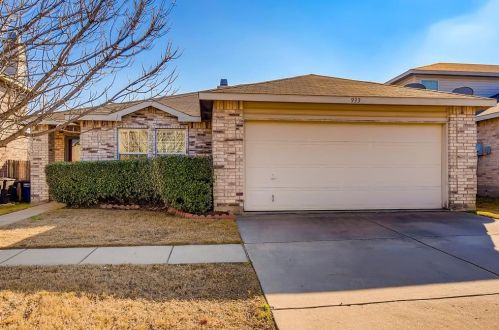 933 Stone Chapel Way, Fort Worth, TX 76179-7305