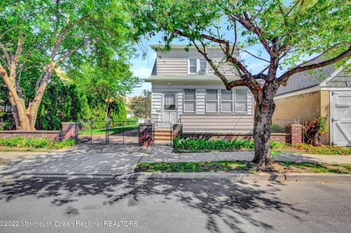 10 John St, Outwater, NJ 07026-3626