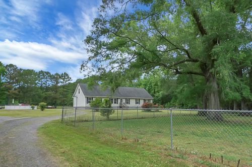 116 Tandee Ln, Bonneau, SC 29431-3464