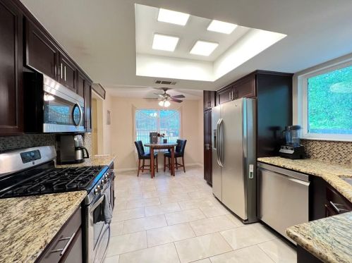 8303 Alabama Dr, Austin TX  78745-7615 exterior