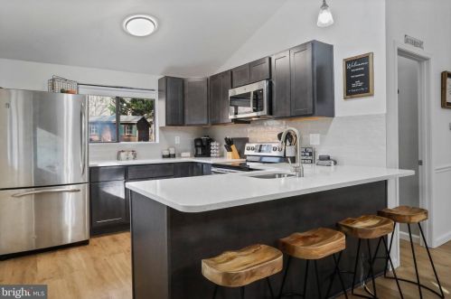 4 Pileated Woodpecker Ln, Hedgesville WV  25427-6232 exterior