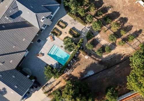 1015 Tiger Tail Dr, Riverside CA  92506-5423 exterior