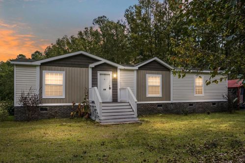 520 John Gatlin Rd, Bonneau, SC 29431-3230