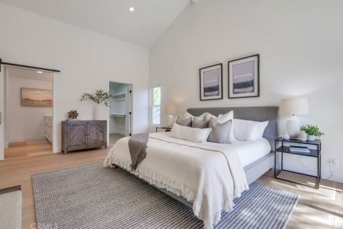 5812 Carbeck Dr, Huntington Beach CA  92648-1009 exterior