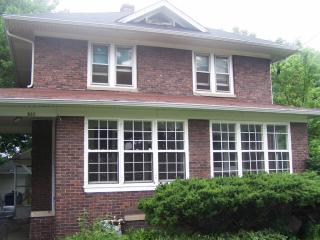 622 Margaret Pl, Hoffman Estates, IL 60120-6713