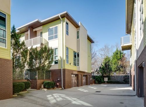 201 Howard St, Atlanta GA  30314-1511 exterior