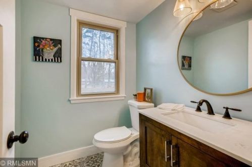 2382 Hillside Rd, Saint Paul MN  55110-5534 exterior