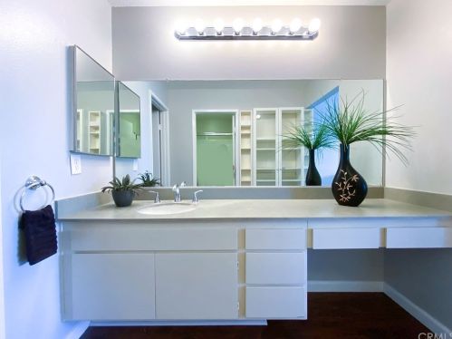 17251 Chestnut, Irvine CA  92612-2316 exterior