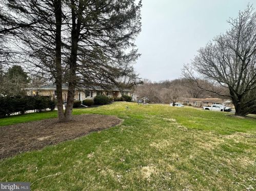 2304 Cloverdale Dr, Fallston MD  21047-1618 exterior