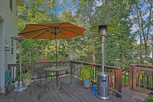 107 Canal Way, Hackettstown NJ  07840-1265 exterior