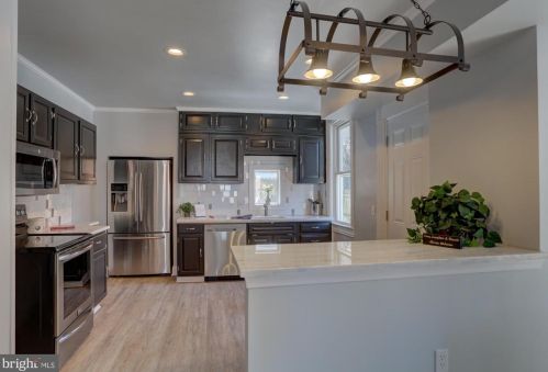 504 Chestnut St, Lancaster PA  17602-3019 exterior