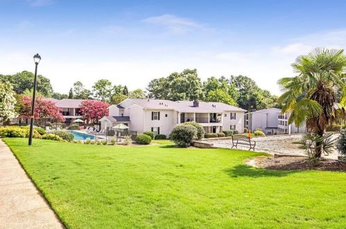 1150 Collier Rd, Atlanta GA  30318-0407 exterior